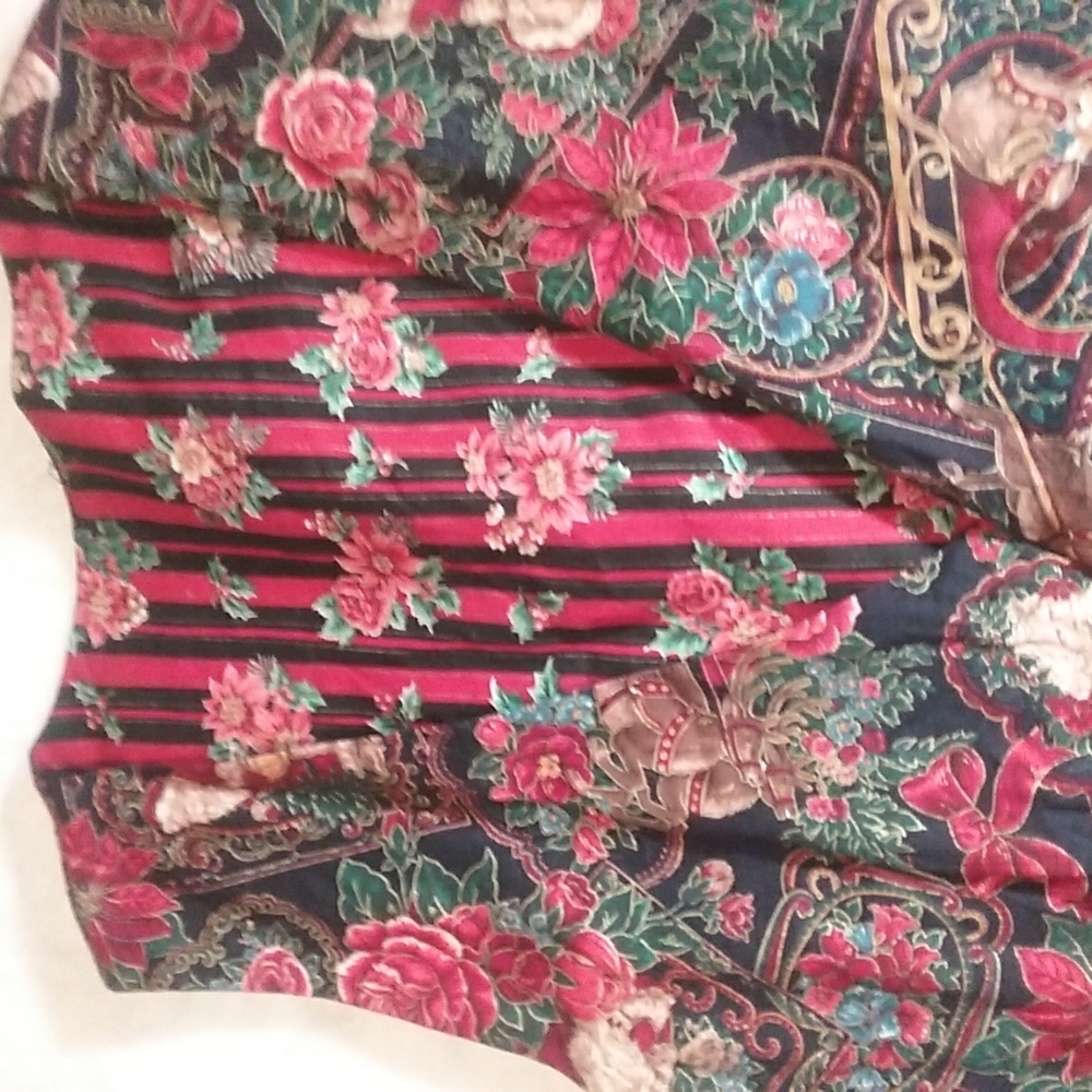 Holiday Festive Floral Red Christmas Reversible Vest - Picture 7 of 8